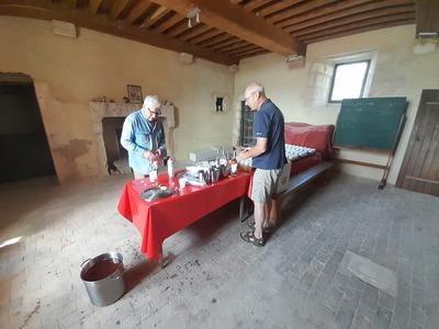 pr�paration de l'ap�ro (CG)
